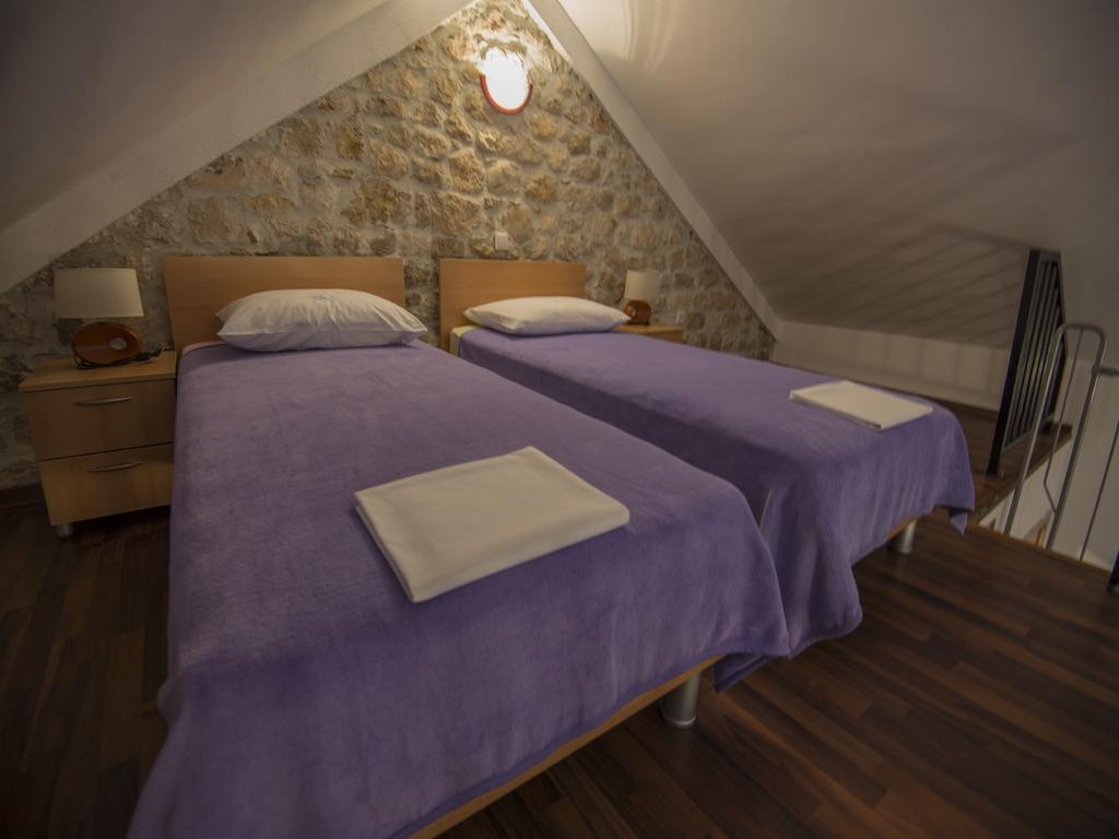 Apartments Punta Starigrad Paklenica Exteriör bild