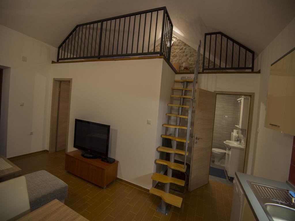 Apartments Punta Starigrad Paklenica Exteriör bild